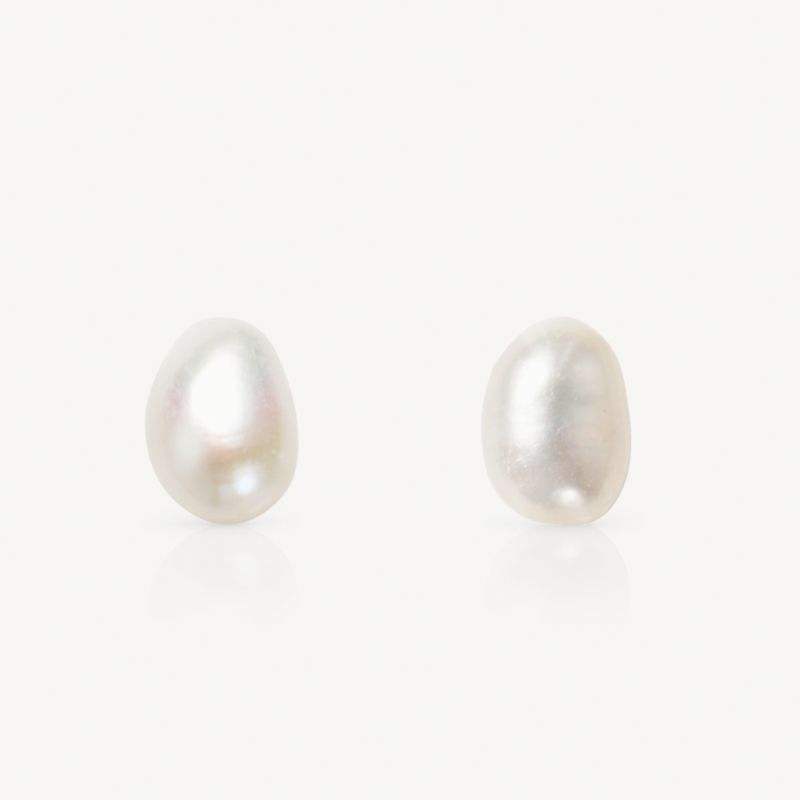 The Single Pearl Studs