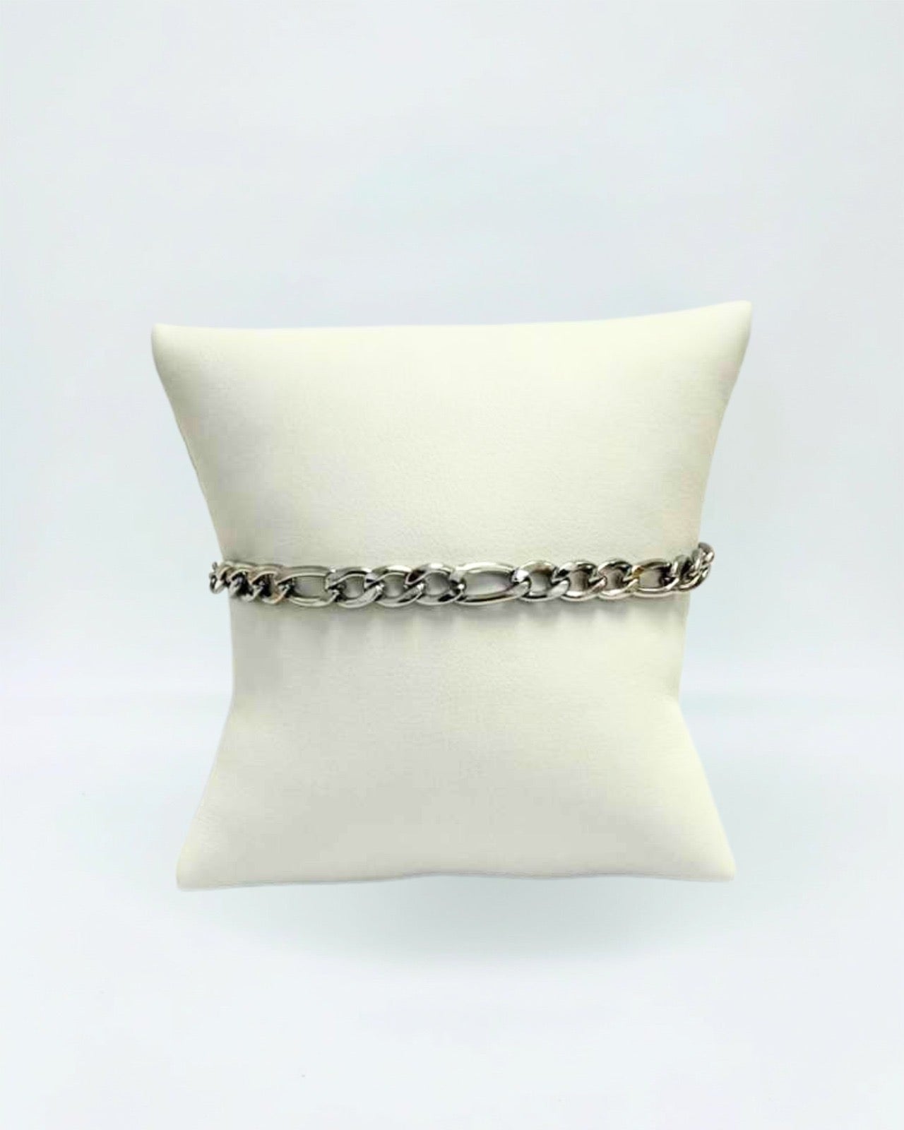 The Cuban Link Bracelet