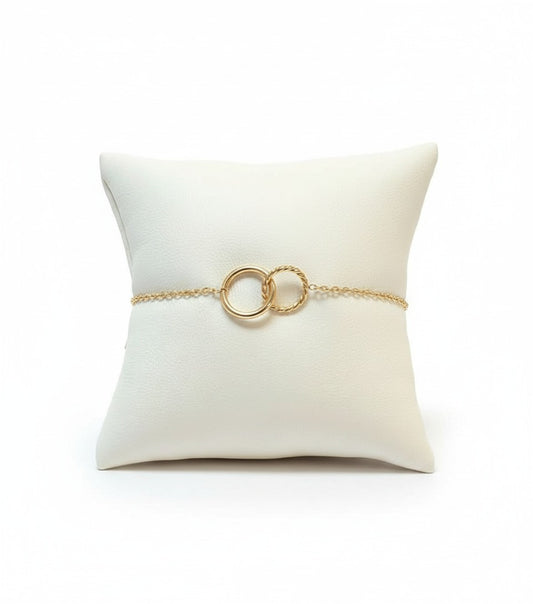 The Linked Circle Gold Bracelet