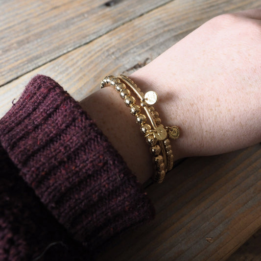 Eternity Bracelet in Gold Hammered