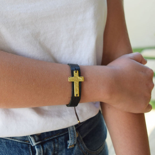 The Stetson Cross Bracelet