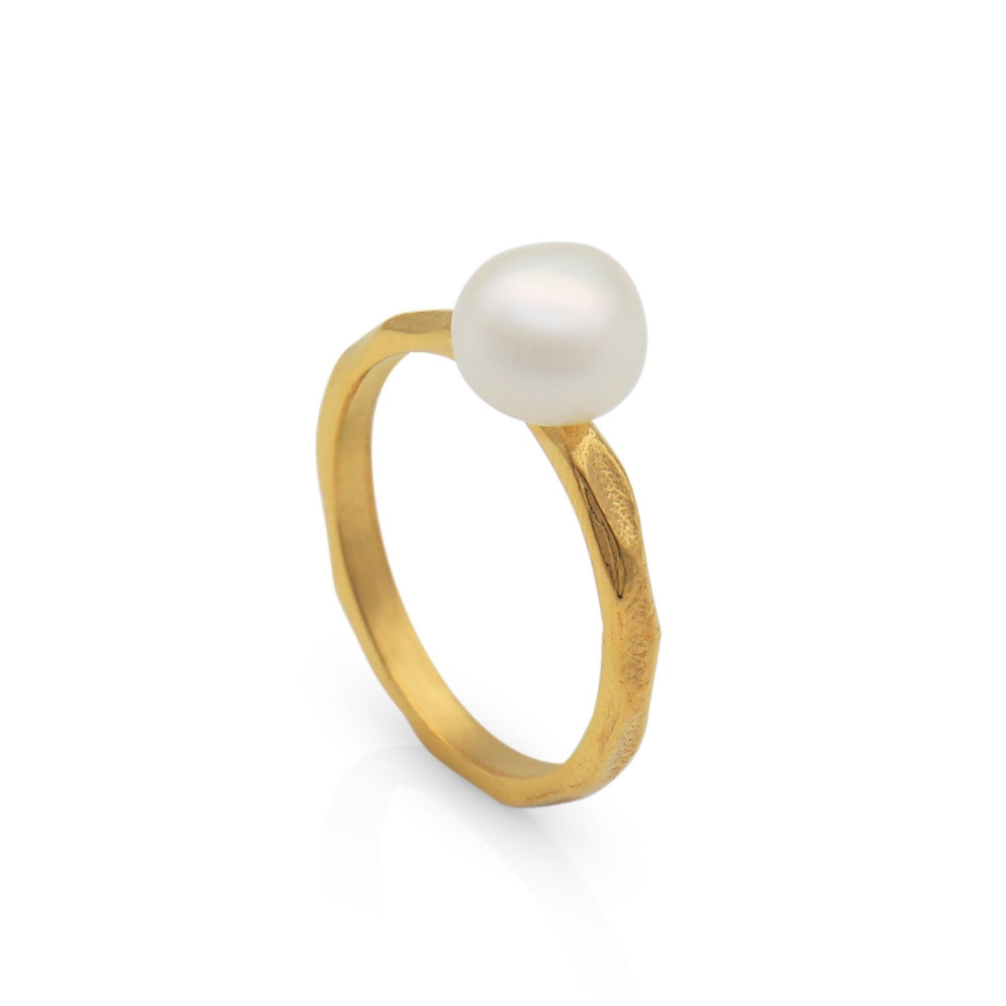 The Single Pearl Ring