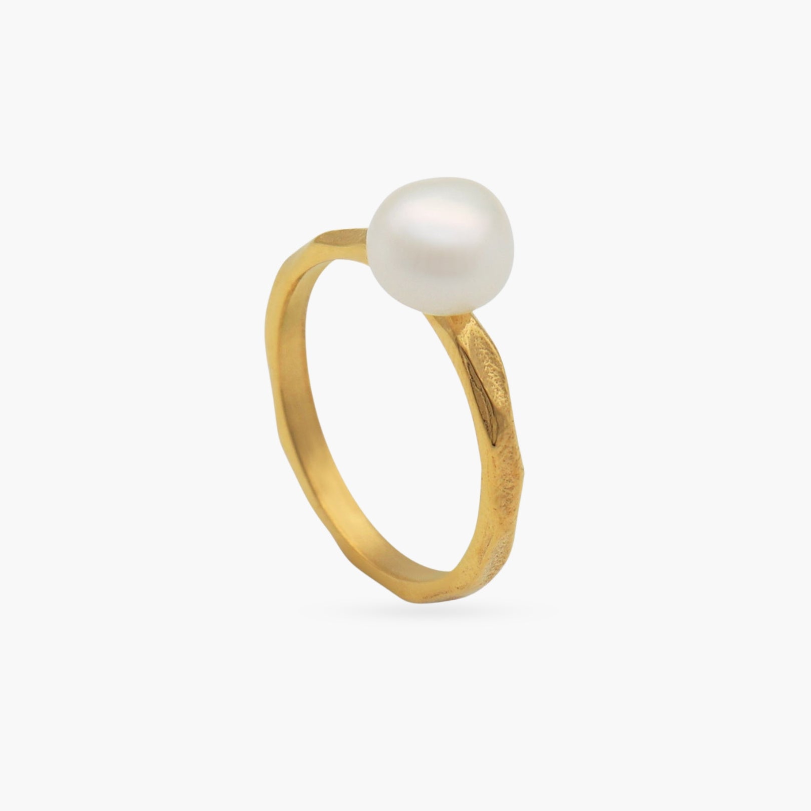 The Single Pearl Ring