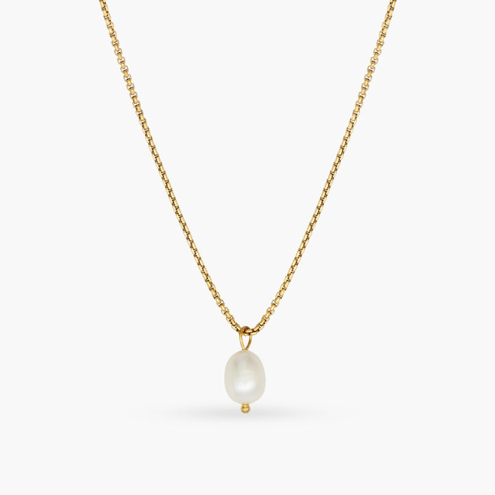 Getting Fresh Pearl Gold Necklace