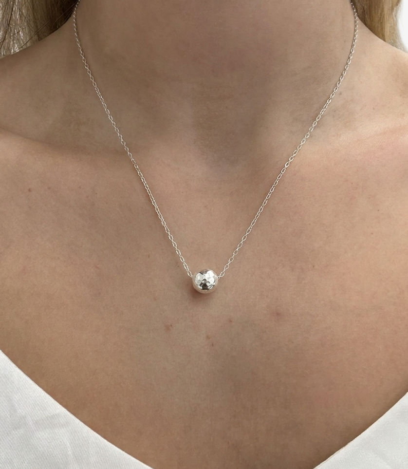 The Single Eternity Necklace