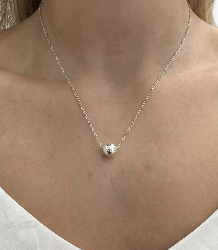The Single Eternity Necklace