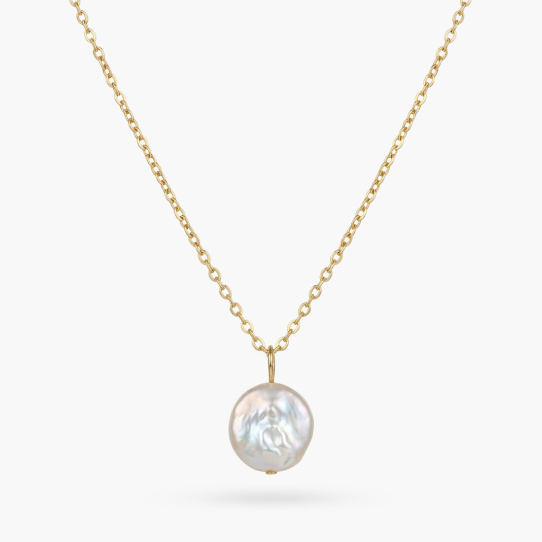 Getting Fresh Disc Pearl Gold Necklace
