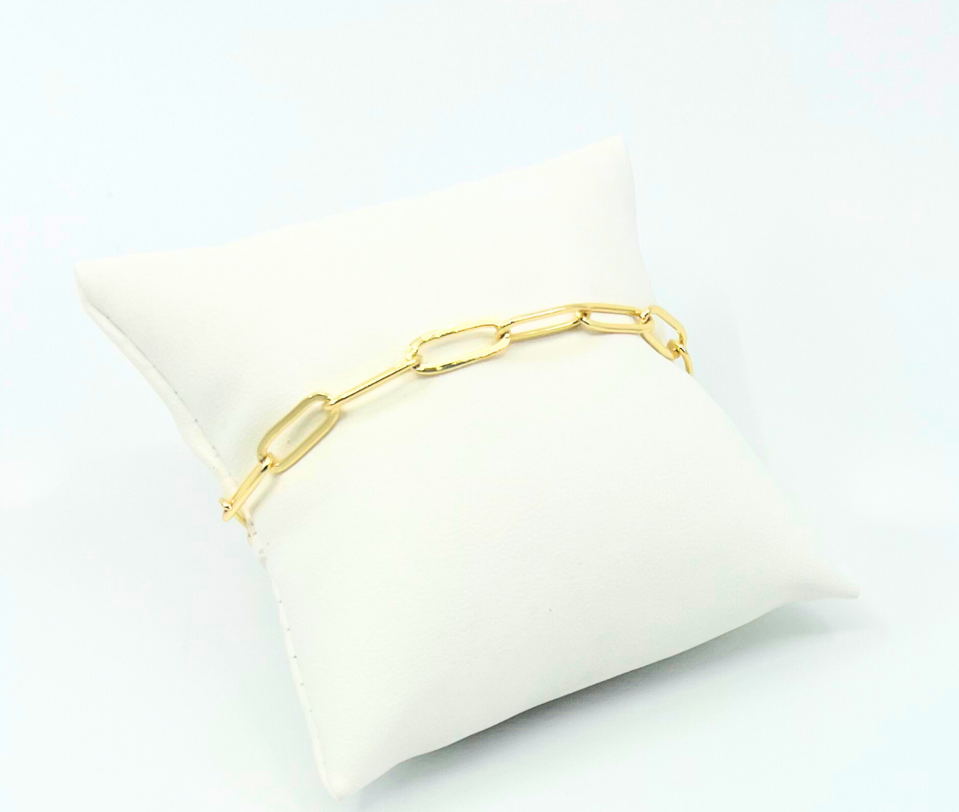 The Paperclip Gold Bracelet