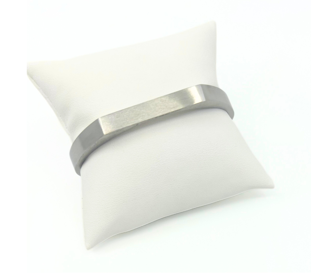 The Modern Cuff