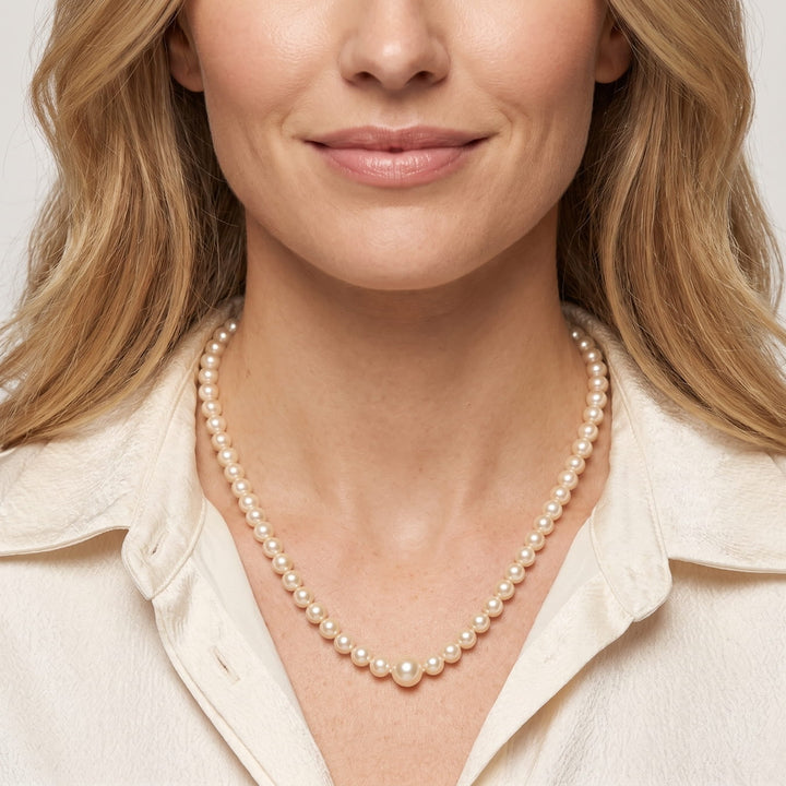 Small Pearly Necklace