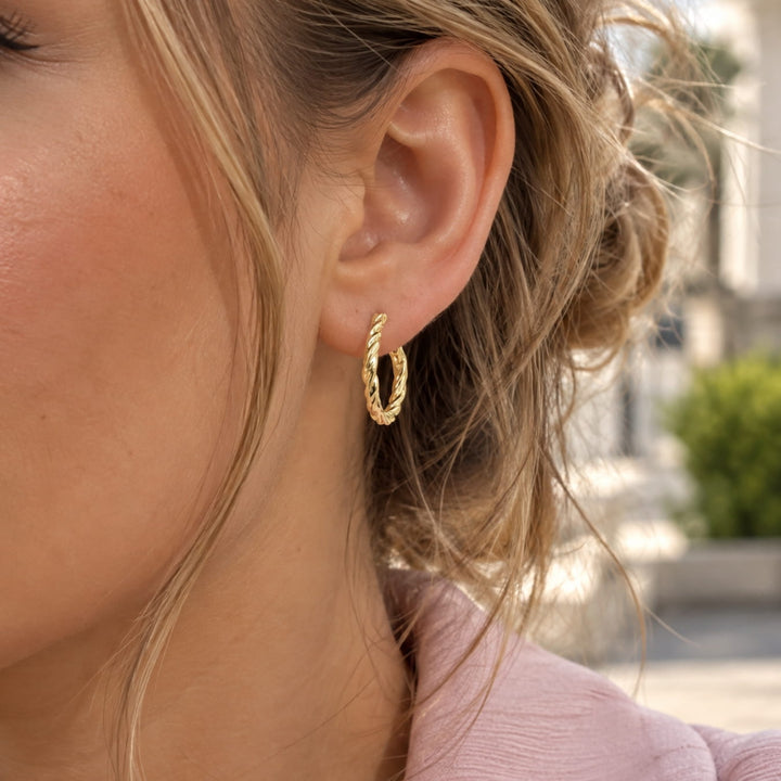 The Curled Heart Gold Earrings