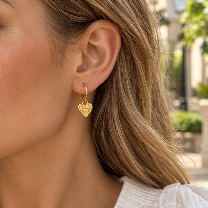 The Hammered Small Heart Earrings
