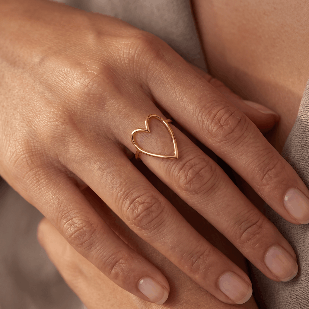 The Silhouette Heart Ring