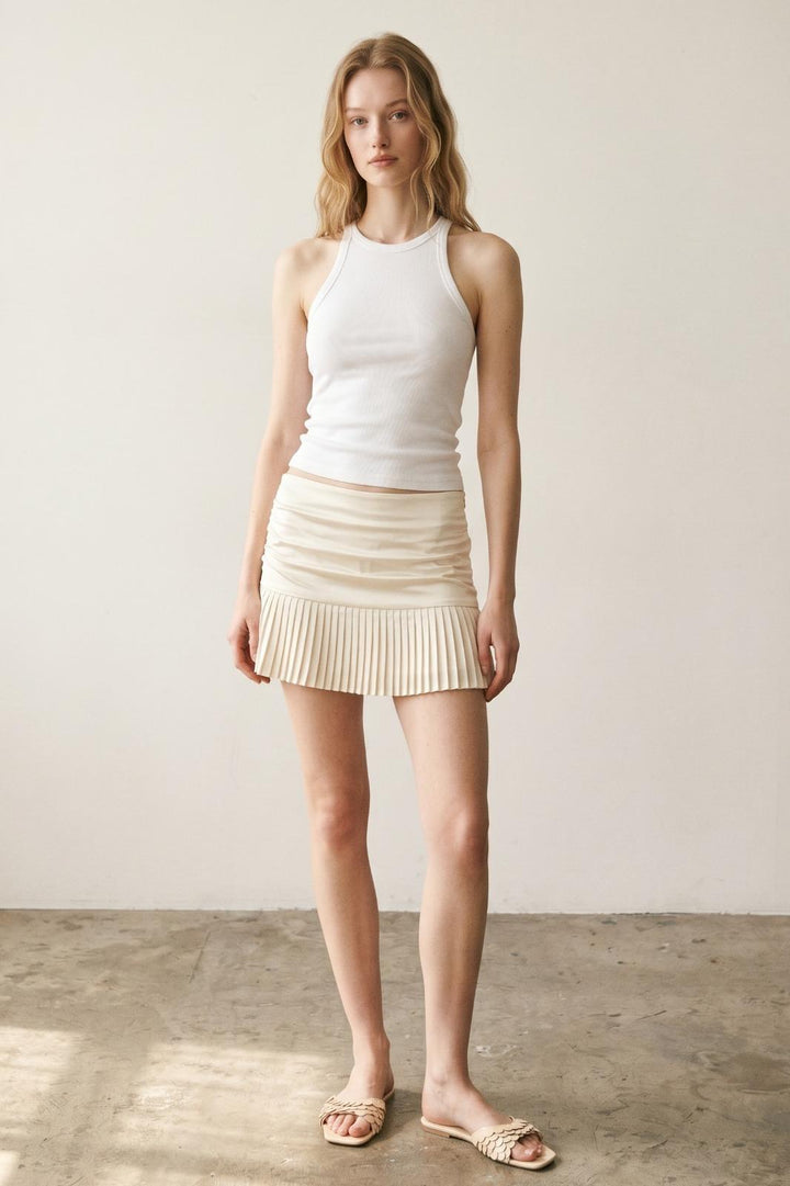 Low Rise Pleated Mini Skirt