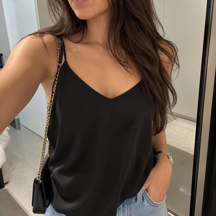 Spagetthi V Neck Top