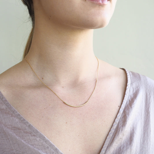 The Subtle Smile Necklace