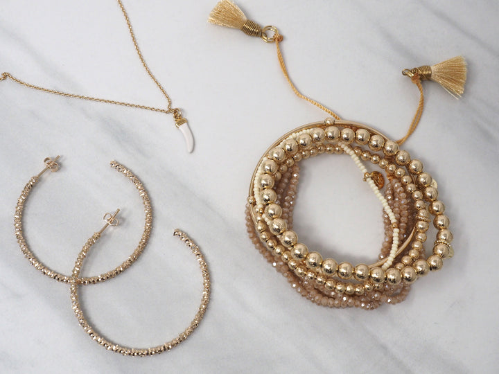 White Horn Necklace
